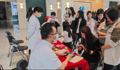 把脈問診送健康，暖心服務(wù)進(jìn)企業(yè)——合肥高科攜手廣瑞醫(yī)療開展“健康進(jìn)企業(yè)”義診活動(dòng)